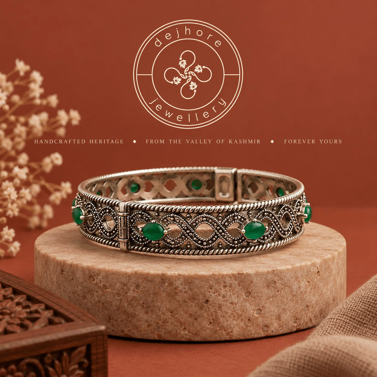 Kashmiri Filigree Emerald Bangle