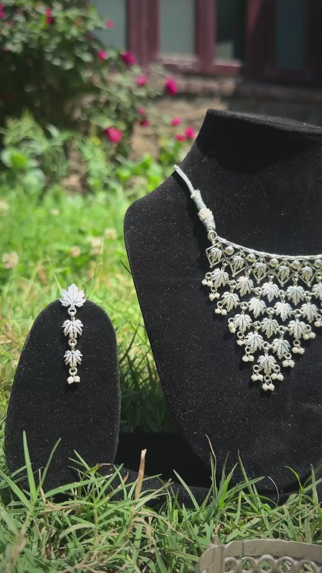 Mughal e Chinar Necklace with Earrings
